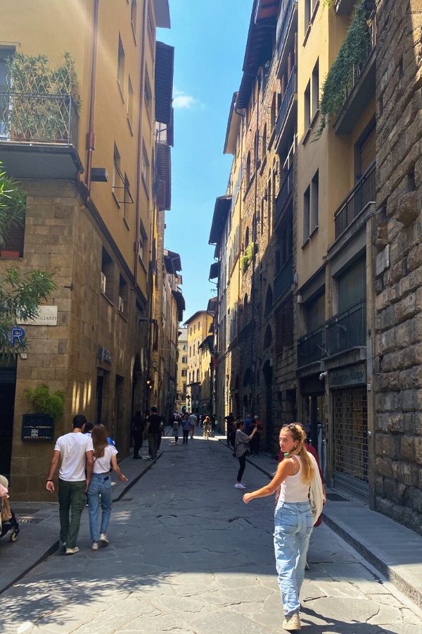 Calles de florencia roadtrip italia encampervan