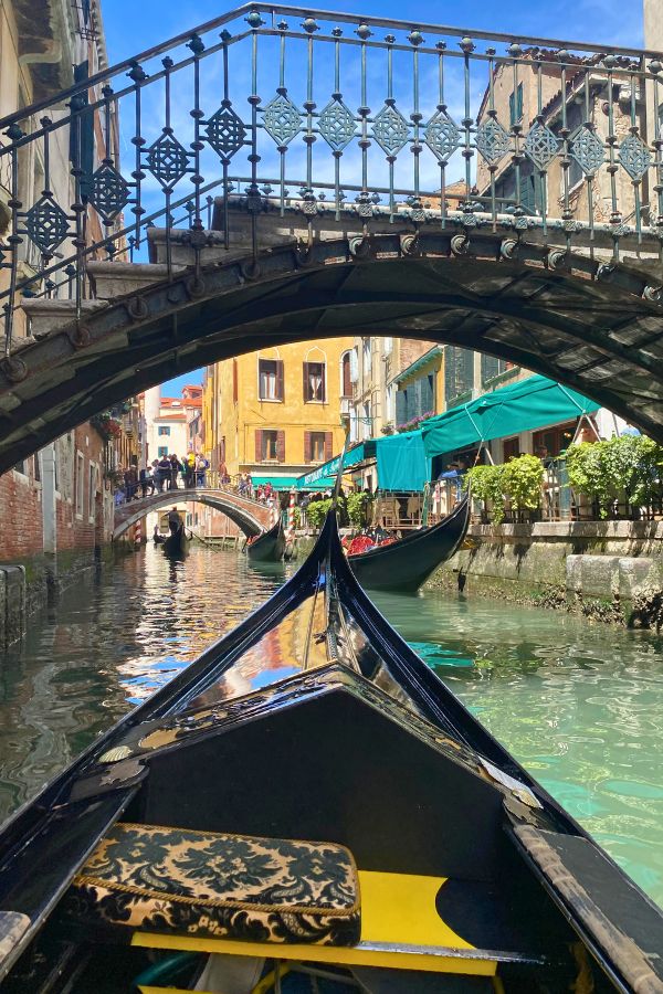 paseo en gondola roadtrip italia